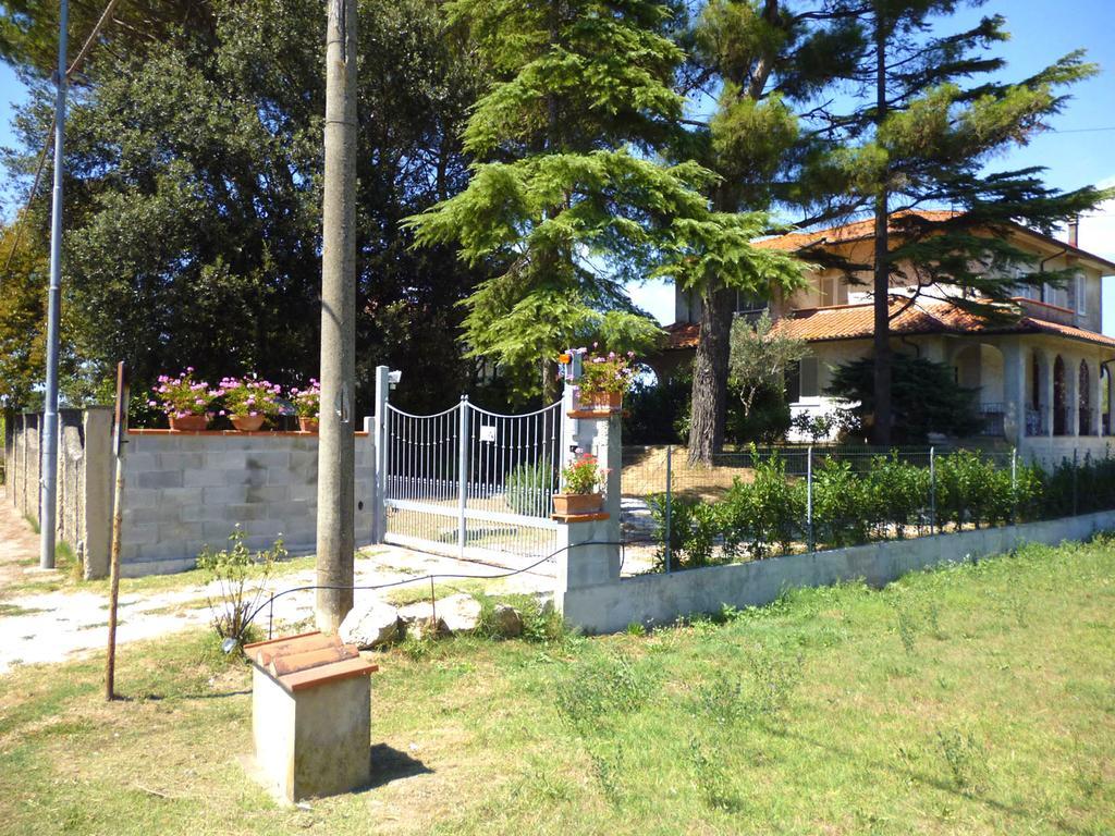 Villetta La Pineta Latignano 外观 照片